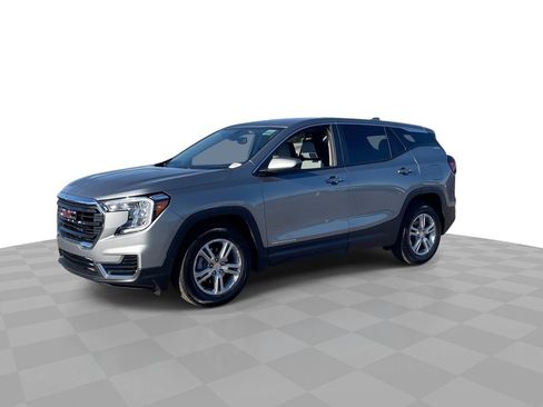Used 2023 GMC Terrain SLE image 6