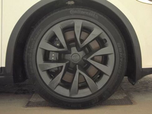 Used 2022 Tesla Model X AWD/4WD image 22