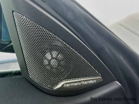 Used 2024 BMW 430i xDrive Convertible w/ Premium Package image 19