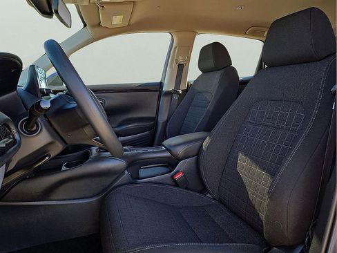 Used 2025 Honda HR-V LX image 13