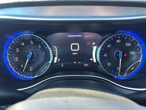 New 2026 Chrysler Pacifica Limited image 29