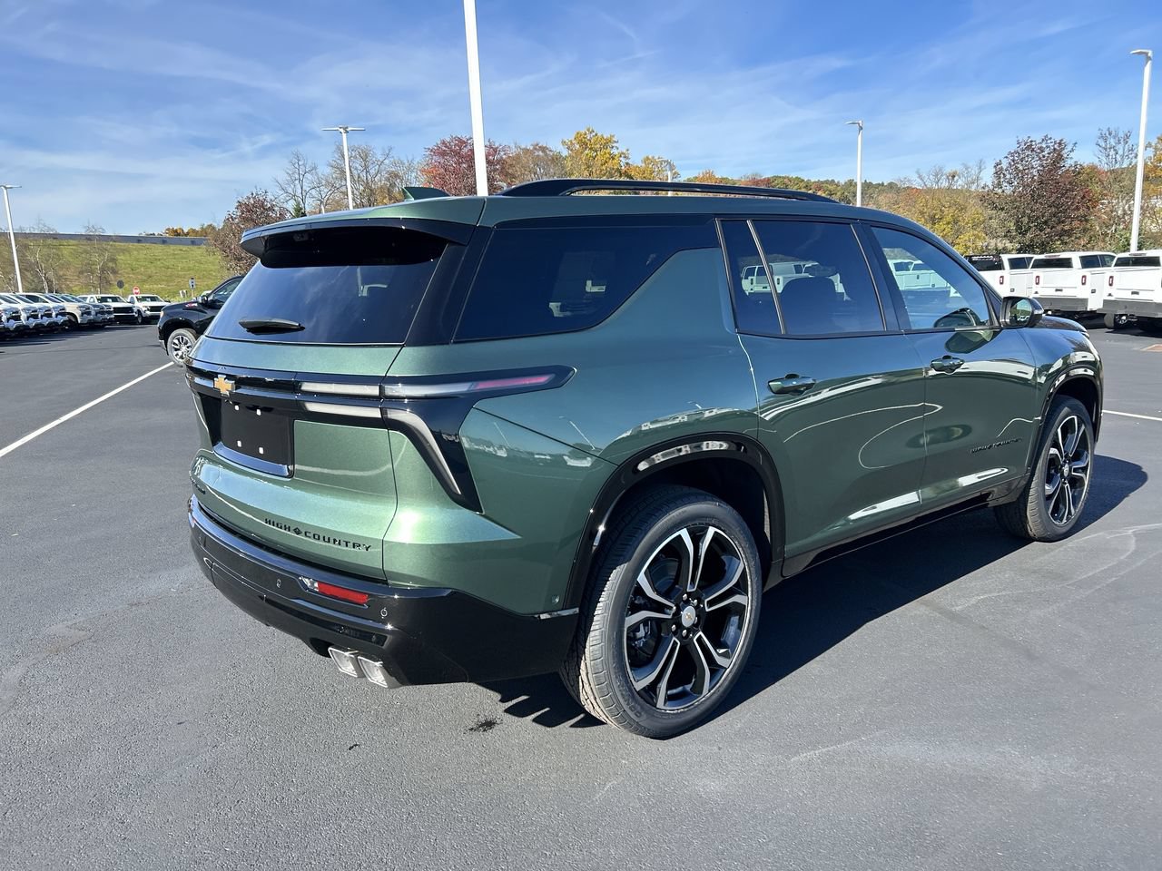 New 2027 Chevrolet Traverse High Country w/ LPO, Floor Liner Package AWD/4WD image 7