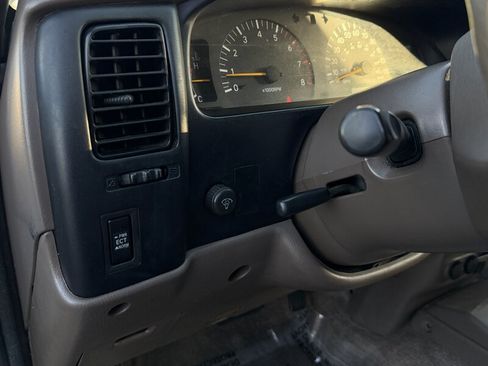 Used 1999 Toyota Tacoma 4x4 Regular Cab image 34
