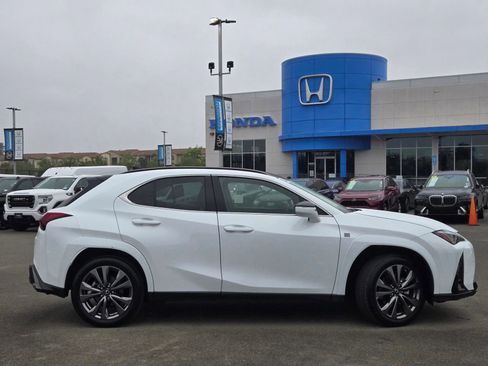 Used 2024 Lexus UX 250h F Sport FWD image 8