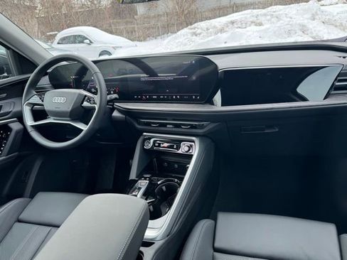 New 2025 Audi Q5 Premium Plus image 22