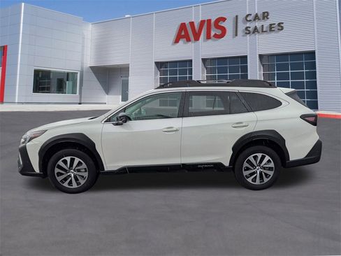 Used 2025 Subaru Outback Premium image 10