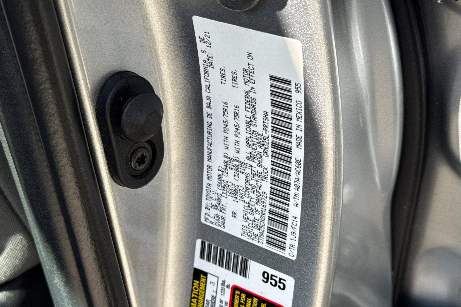 Certified 2022 Toyota Tacoma SR5 RWD image 35