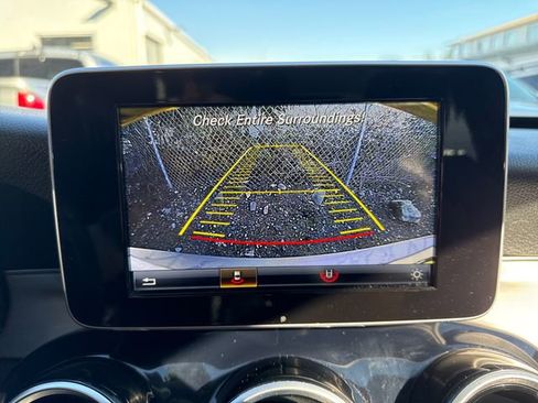 Used 2016 Mercedes-Benz C 300 4MATIC Sedan image 14