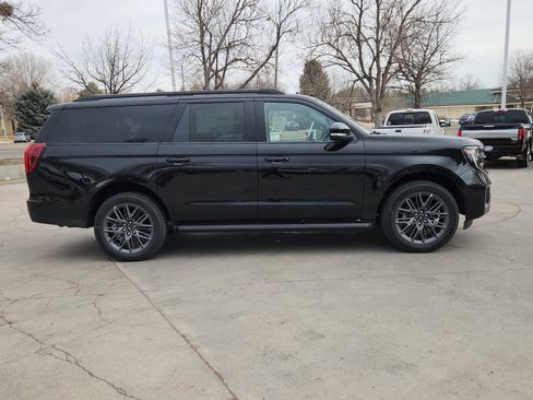 New 2026 Ford Expedition Max Platinum w/ Stealth Appearance Package image 18