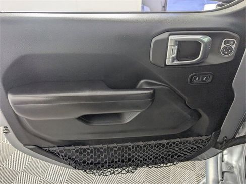 Used 2021 Jeep Gladiator Rubicon image 14