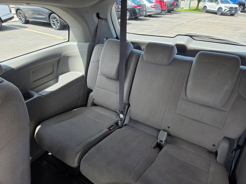 Used 2016 Honda Odyssey EX image 10