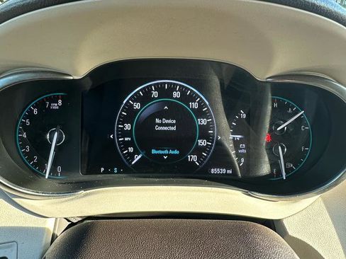 Used 2014 Buick LaCrosse image 31