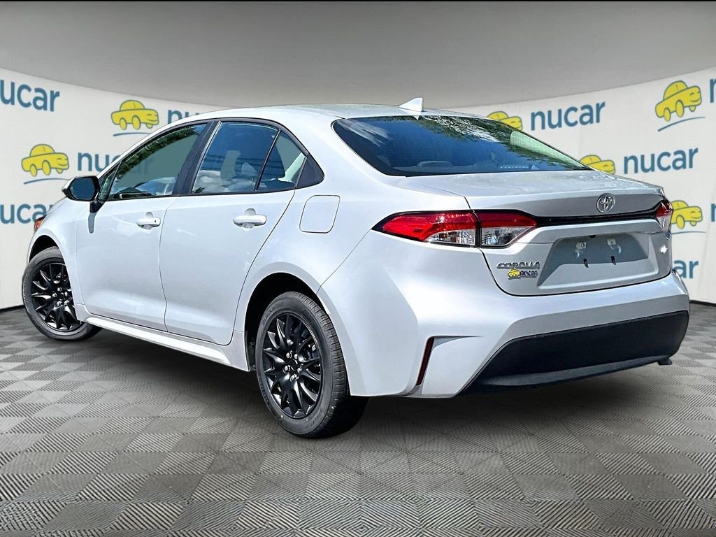 Used 2026 Toyota Corolla LE FWD image 4