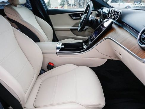 Used 2024 Mercedes-Benz C 300 4MATIC Sedan image 34
