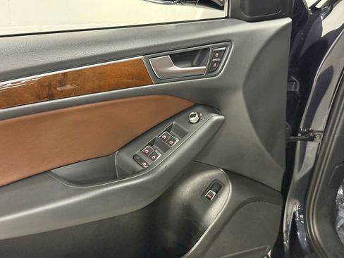 Used 2017 Audi Q5 2.0T Premium image 12
