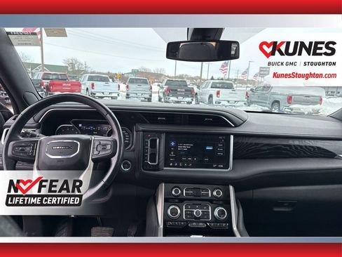 Used 2021 GMC Yukon Denali image 35