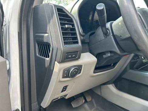 Used 2020 Ford F250 XLT w/ XLT Premium Package AWD/4WD image 23