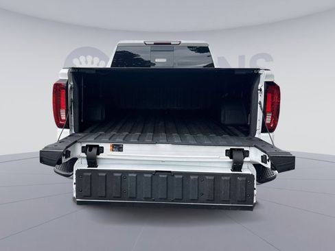 Used 2022 GMC Sierra 1500 SLT w/ SLT Convenience Package AWD/4WD image 24