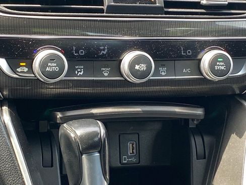 Used 2019 Honda Accord Sport image 8