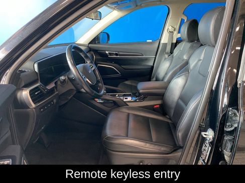 Used 2025 Kia Telluride S AWD/4WD image 10