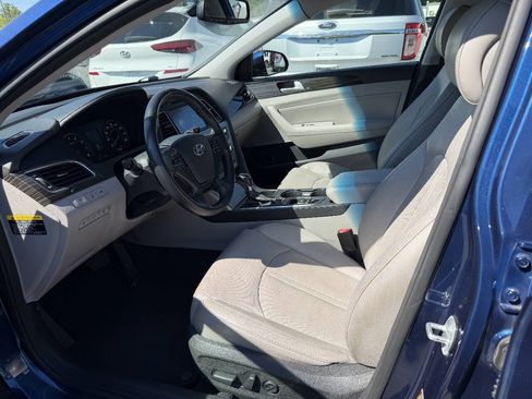 Used 2015 Hyundai Sonata Limited w/ Option Group 06 FWD image 8