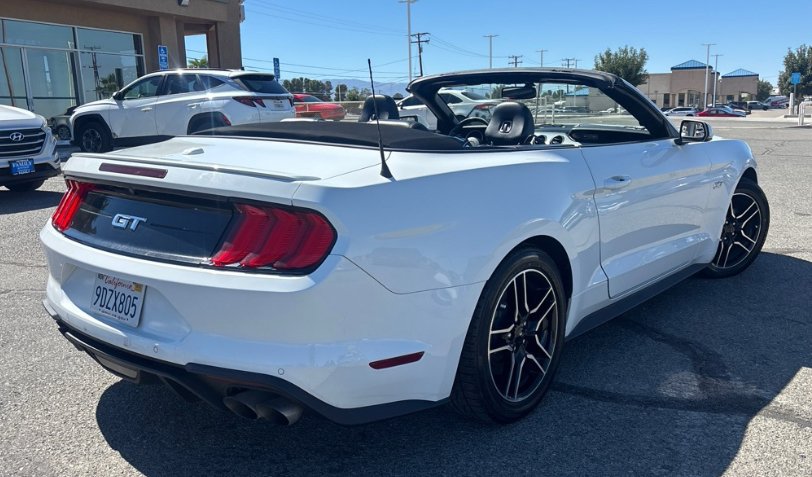 Used 2020 Ford Mustang GT Premium RWD image 4