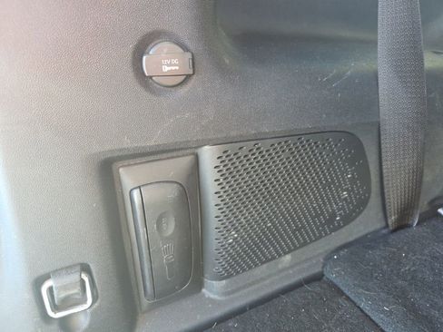 Used 2011 Dodge Journey Mainstreet w/ Sound Group image 19