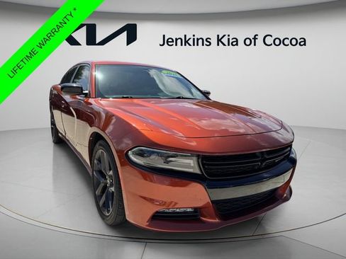 Used 2021 Dodge Charger SXT w/ Blacktop Package RWD image 2