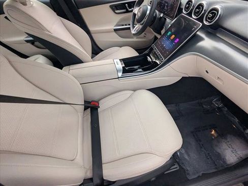 Certified 2025 Mercedes-Benz C 300 Sedan image 21