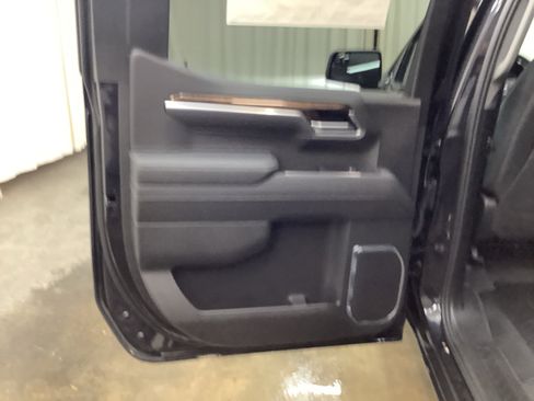 New 2026 GMC Sierra 1500 SLE image 27