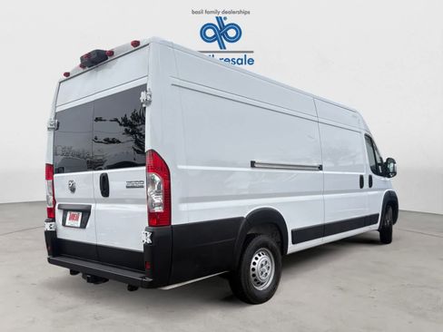 Used 2024 RAM ProMaster 3500 w/ Convenience Group image 7