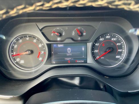 Used 2019 Chevrolet Camaro LT image 24