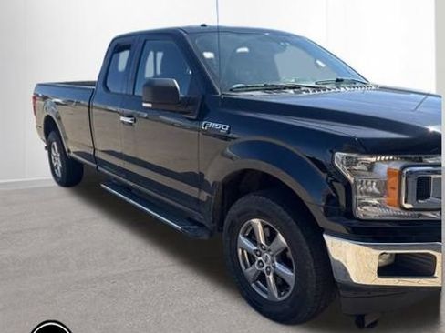 Used 2018 Ford F150 XLT w/ Equipment Group 302A Luxury image 3