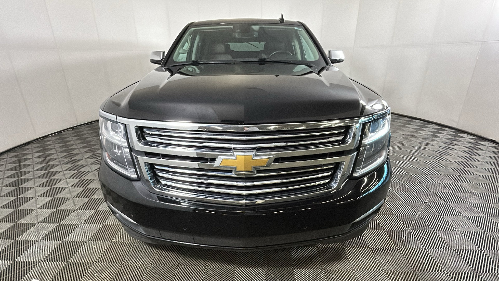 Used 2020 Chevrolet Tahoe Premier AWD/4WD image 9