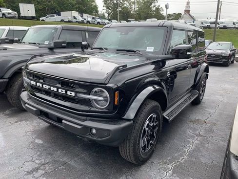 New 2025 Ford Bronco Outer Banks image 10
