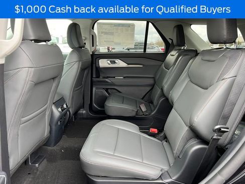 New 2026 Ford Explorer Active w/ Active Comfort Package AWD/4WD image 6