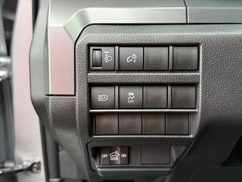 Used 2024 Toyota Tacoma TRD Off-Road AWD/4WD image 14