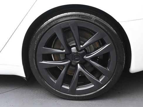 Used 2022 Tesla Model S Plaid AWD/4WD image 17