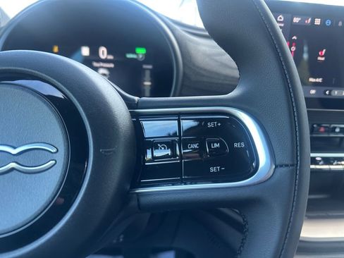 New 2025 FIAT 500 e image 29