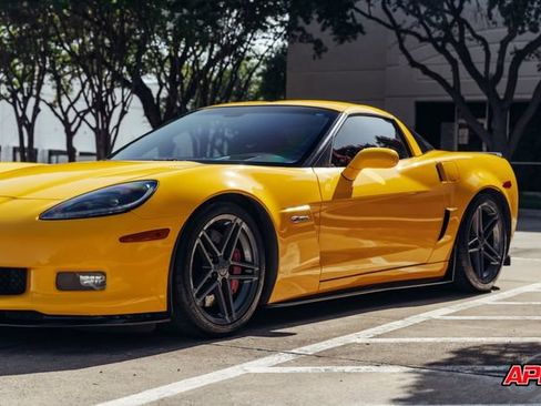 Used 2008 Chevrolet Corvette Z06 w/ Preferred Equipment Group RWD image 43