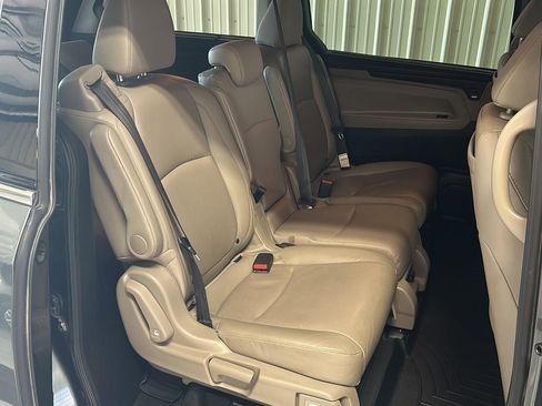 Used 2019 Honda Odyssey Elite image 15