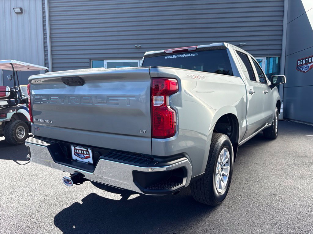 Used 2025 Chevrolet Silverado 1500 LT AWD/4WD image 9