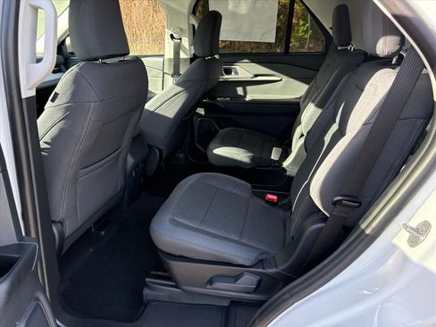 New 2026 Ford Explorer Active image 18