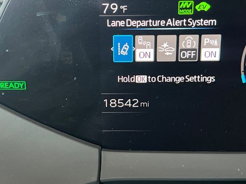 Used 2023 Toyota Prius Prime SE image 23