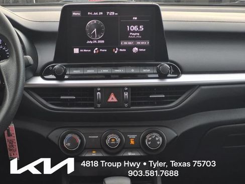 Certified 2023 Kia Forte LXS w/ LXS Technology Package FWD image 21