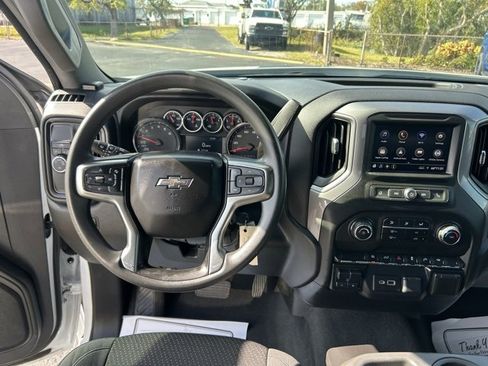 Used 2021 Chevrolet Silverado 1500 Custom w/ Rally Edition image 17