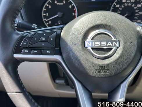 Used 2023 Nissan Altima 2.5 SL AWD/4WD image 16