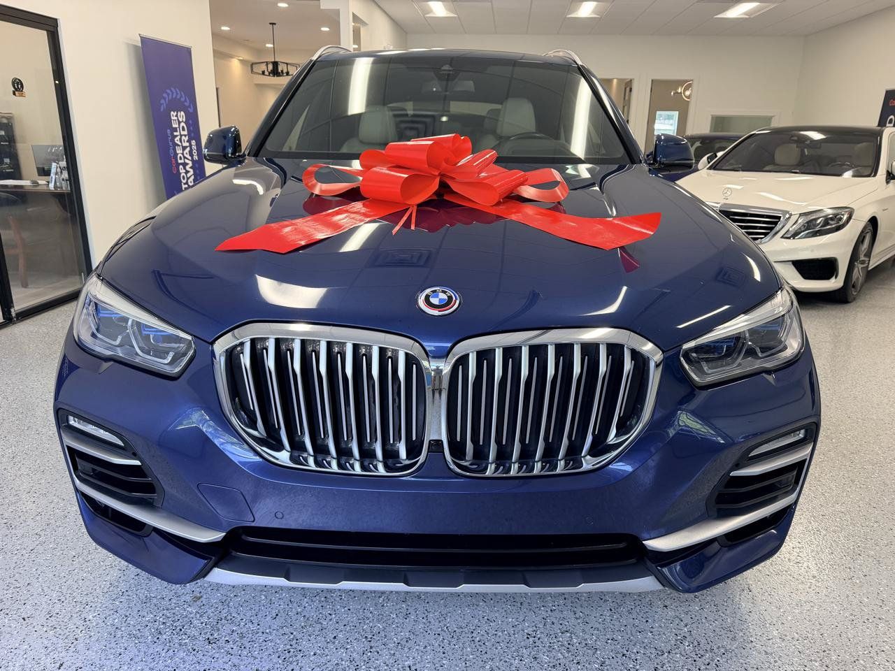Used 2019 BMW X5 xDrive40i w/ Executive Package AWD/4WD image 12