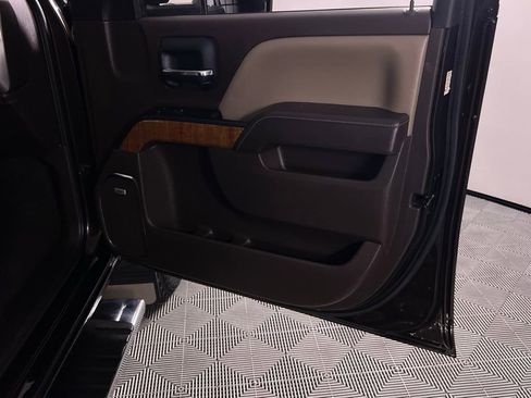 Used 2018 GMC Sierra 3500 SLT w/ Duramax Plus Package image 31