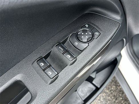 Used 2019 Ford EcoSport SE w/ SE Convenience Package image 15